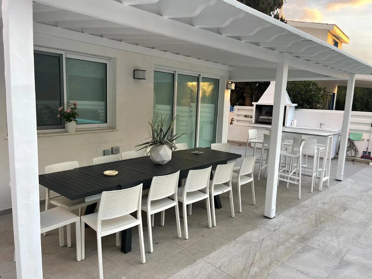 Konnos Hight Villa Protaras